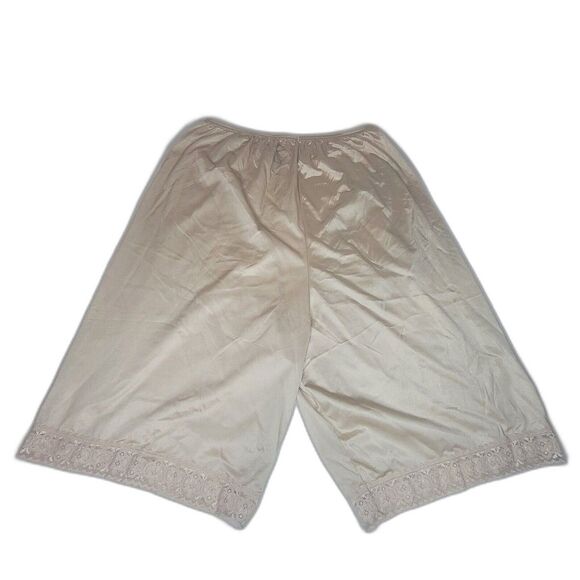 Vintage Vanity Fair L Beige Nude Nylon Half Split Slip Shorts Lace Trim Elastic - Picture 1 of 8